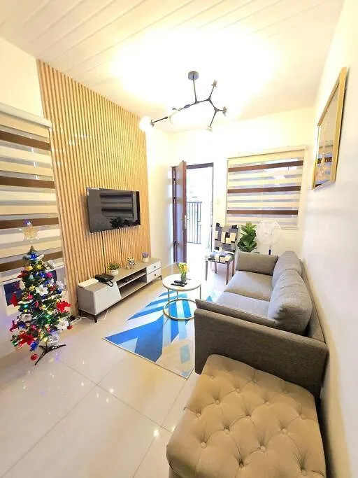 Semesterbostad Cozy 4Br Diamond Near Airport D'Arches Place Davao City