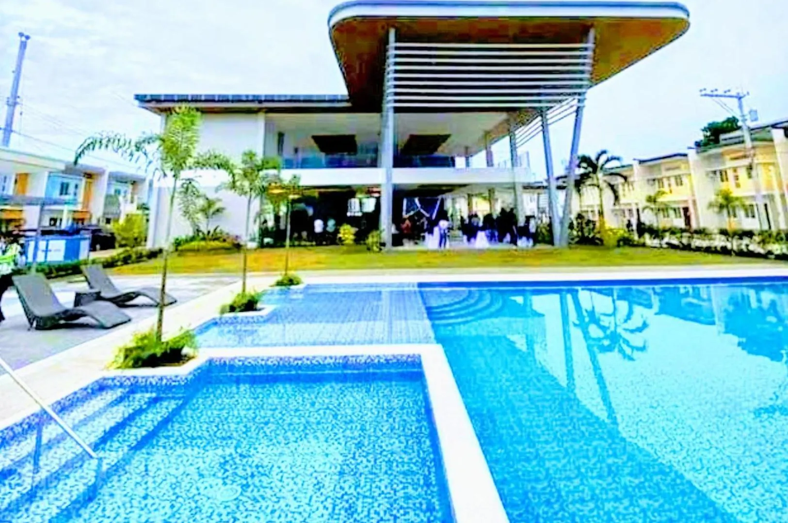 Semesterbostad Cozy 4Br Diamond Near Airport D'Arches Place Davao City
